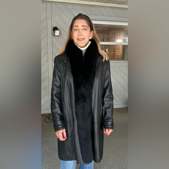 Black Lamb Leather Vintage Coat with Black Fox Tuxedo Trim. Alaskan Fur Co. - Picture 2 of 12